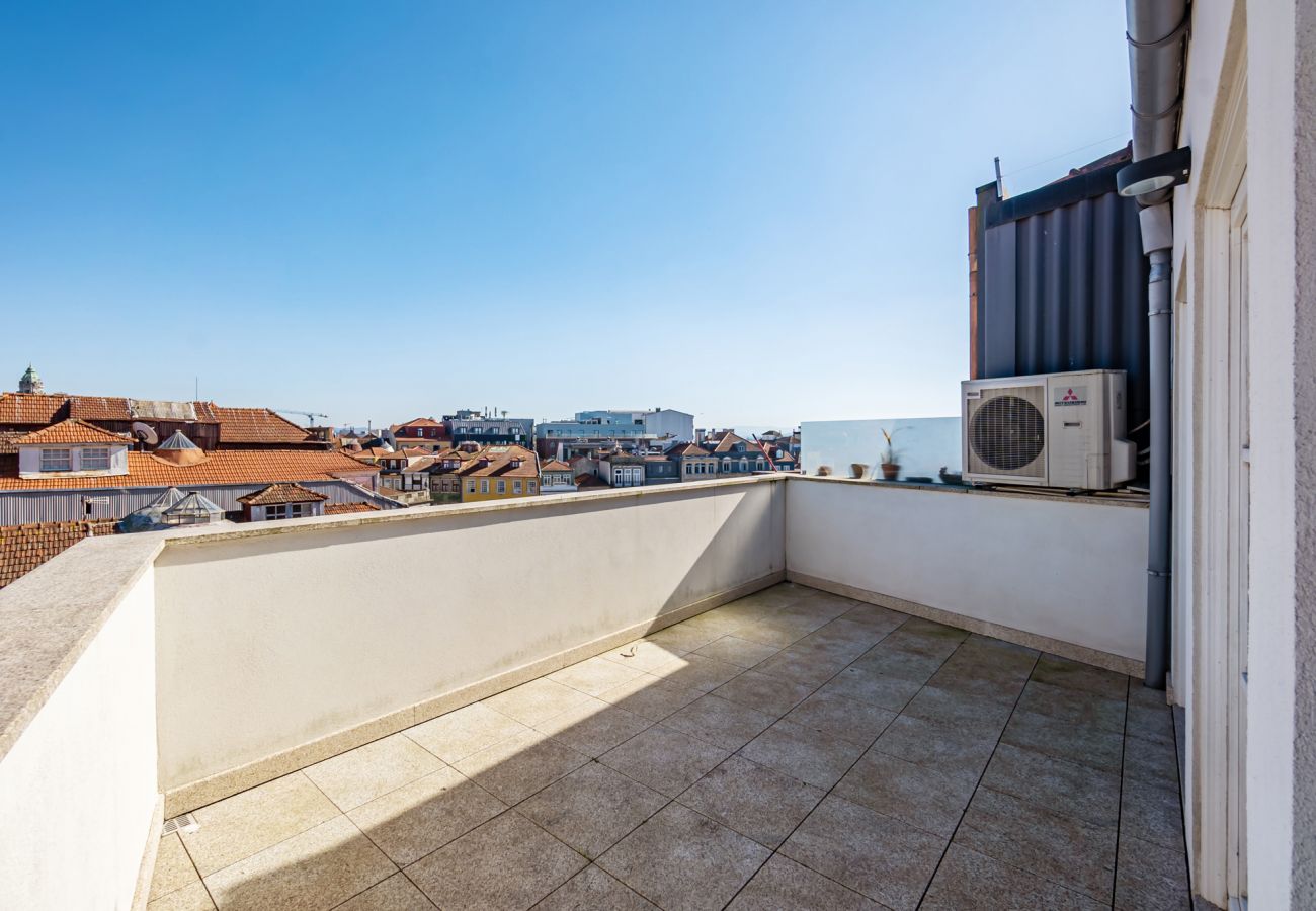 Estudio en Oporto - Nomad's Easy Stay - 1BDR Clerigos View