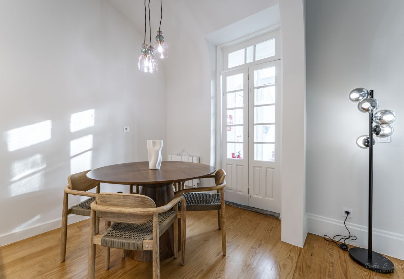 Apartamento en Oporto - Nomad's Family - 3BDR Charming Hideout Porto