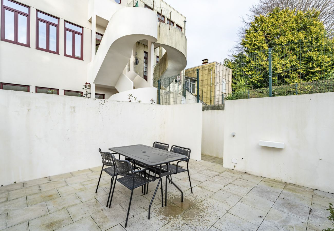 Apartamento en Oporto - Nomad's Family - 3BDR Charming Hideout Porto