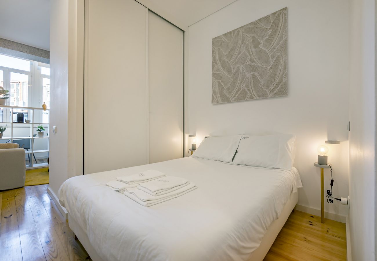 Studio in Porto - Nomad's Easy Stay - 1BED Boulevard Bonfim