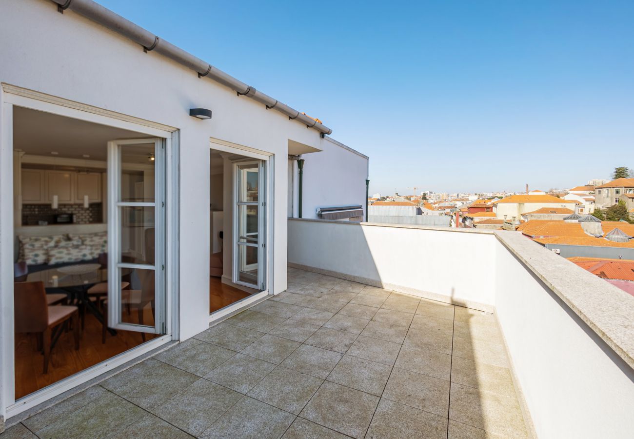 Studio in Porto - Nomad's Easy Stay - 1BDR Clerigos View