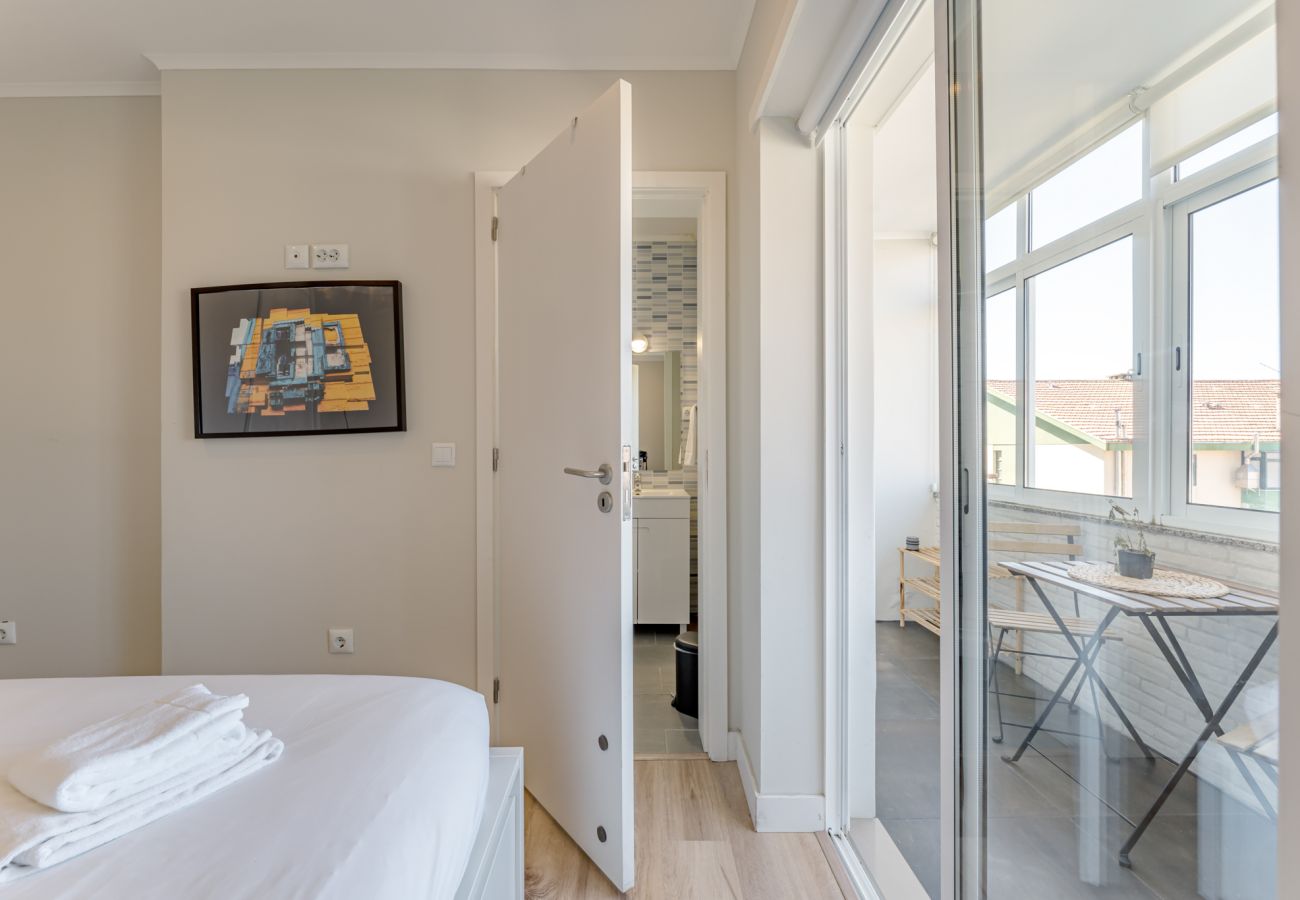 Apartment in Vila Nova de Gaia - Nomad's Easy Stay - 2BDR Comfort in Gaia